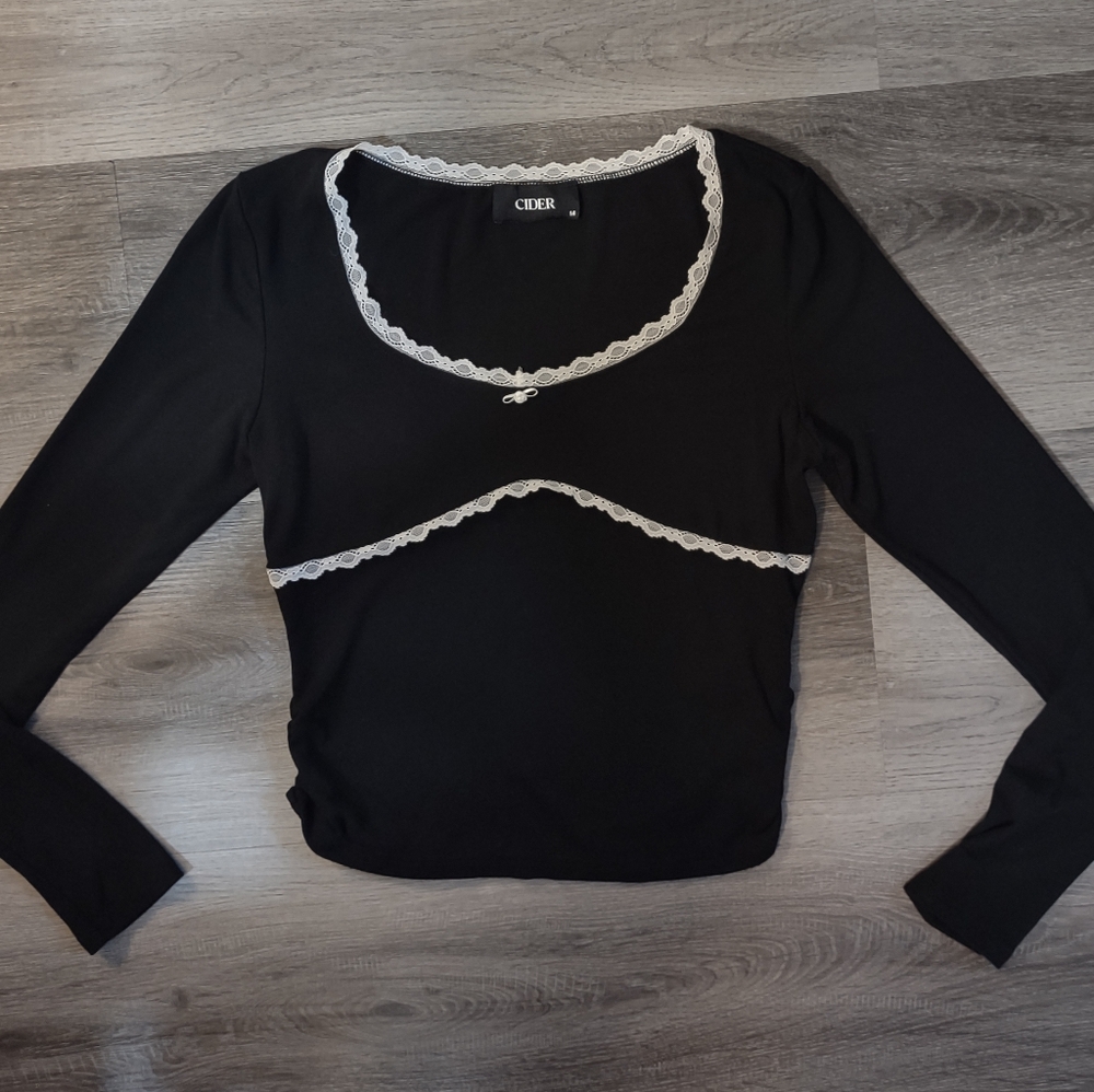 Cider Black Long Sleeve Top with White Lace Trim